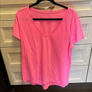 Lilly Pulitzer Bright Pink Short Sleeve Tee
